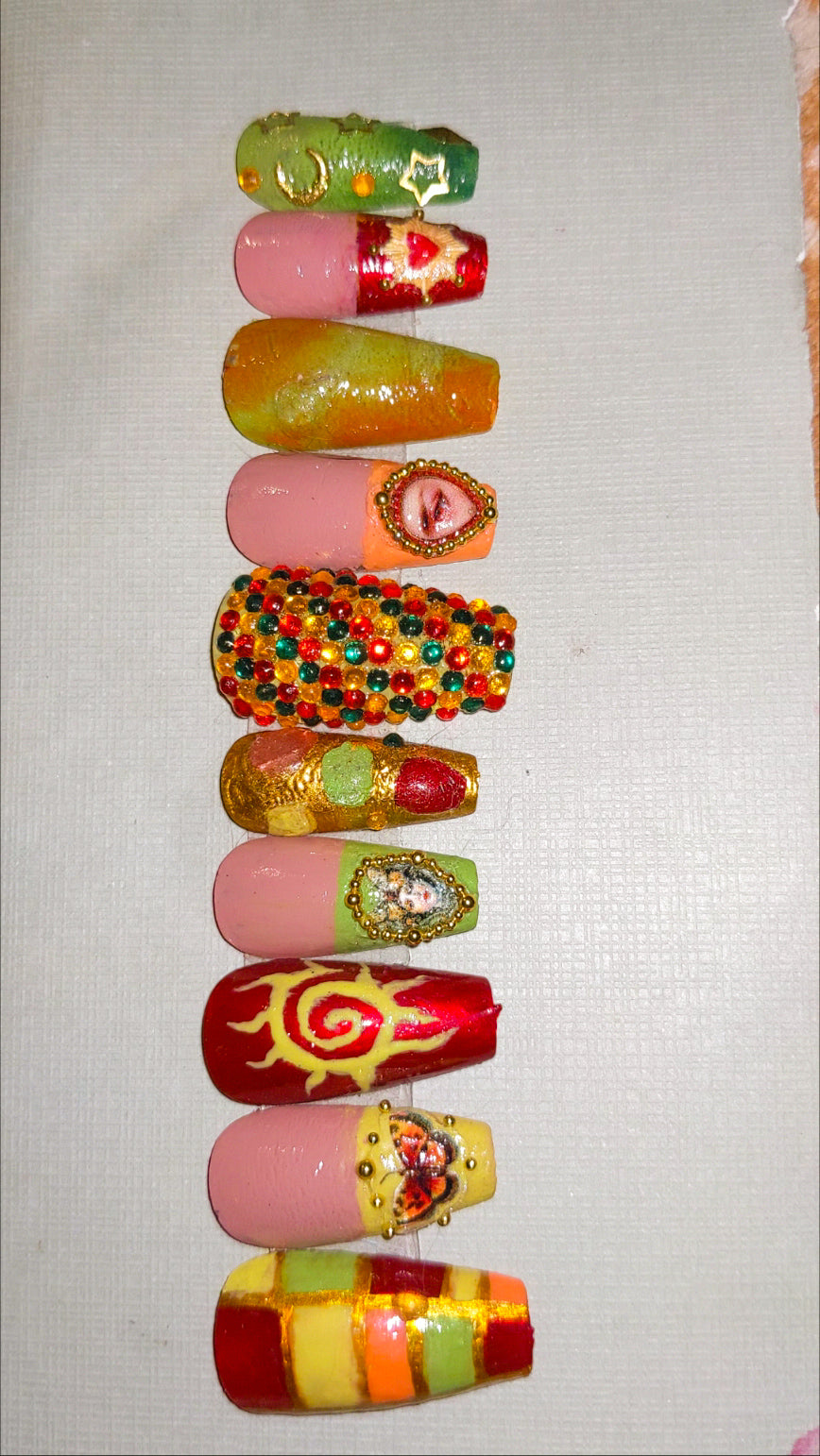 Handmade earth tone press on nails 🍁🔆🧩🏵️👁️