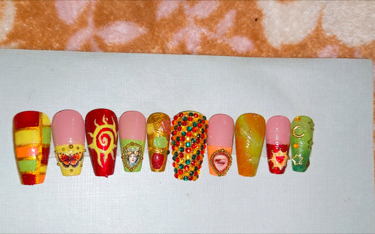 Handmade earth tone press on nails 🍁🔆🧩🏵️👁️